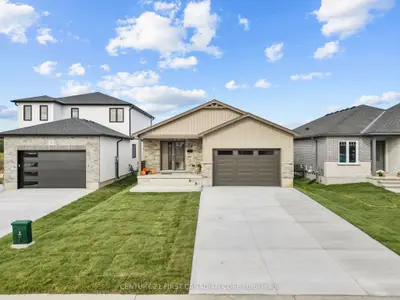 29 Sheldabren Street, North Middlesex, On N0m 1a0