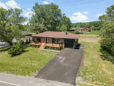 6221 Lyons Creek Road, Niagara Falls, On L2g 0l9