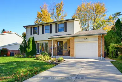 57 Lloyd Manor Crescent, London North, On N6h 3z4