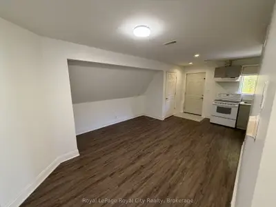 563 Woolwich Street Unit B, Guelph, On N1h 3y4