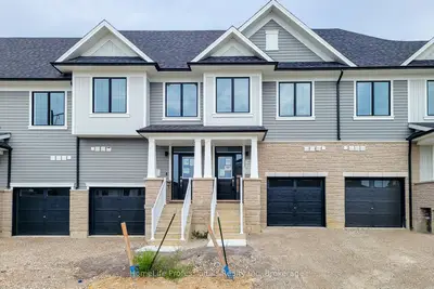 4 Elite Crescent, Haldimand, On N3w 0l1