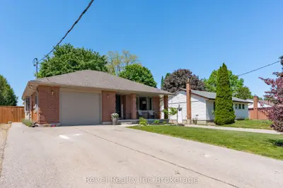 355 Oxford Avenue, Ingersoll, On N5c 3h5