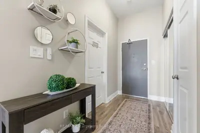 262 Dundas Street E 322, Hamilton, On L8b 1a9
