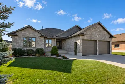 397 3rd Street S, Hanover, On N4n 1b4