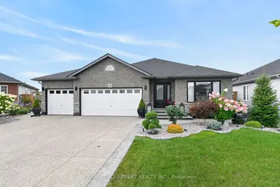 18 Linda Crescent, Haldimand, On N0a 1h0