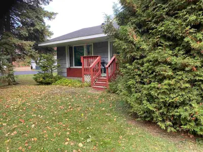 72 South Eden Street, Sault Ste Marie, On P6c 5n5