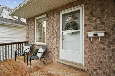 46 Chesterton Lane, Guelph, On N1e 6s8