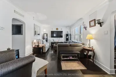 4 Walker Avenue, St. Catharines, On L2n 3l6