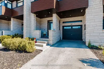 35 Midhurst Heights 19, Hamilton, On L8j 0k9