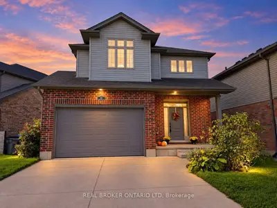 22 Queensway Drive, Strathroy-caradoc, On N7g 4m3