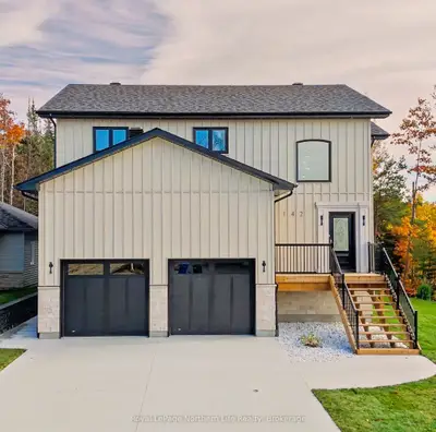 142 Andrew Avenue, North Bay, On P1b 0g8