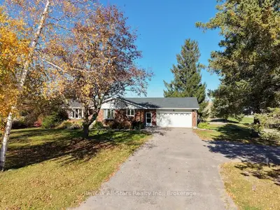 1067 Fleetwood Road, Kawartha Lakes, On L0b 1k0