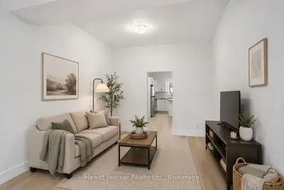 33 Light Street 8, Woodstock, On N4s 6g7