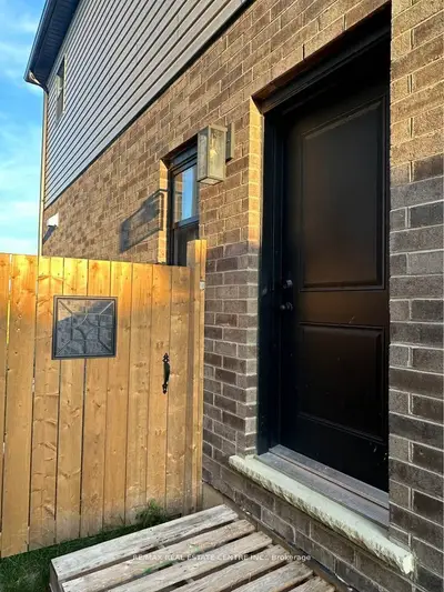 3916 Auckland Avenue Basemen, London South, On N6l 0j3