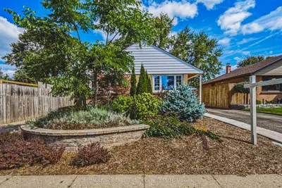 12 Stevenson Avenue, London East, On N5w 1y3