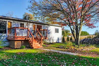 1393 Mount Carmel Cemetary Road, Asphodel-norwood, On K0l 2v0