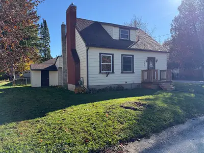 385 6th Avenue, Hanover, On N4n 2g1