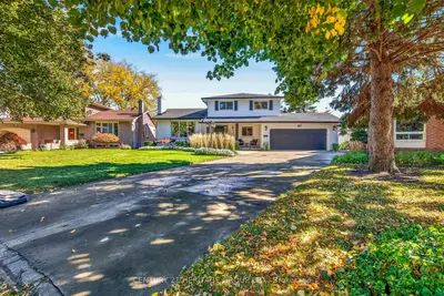 19 Meadowbrook Crescent, St. Catharines, On L2m 7g8