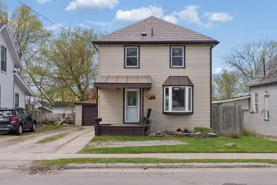 27 St Paul Street, Kawartha Lakes, On K9v 1s3