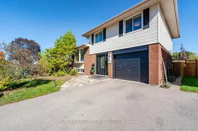 86 Dooley Drive, Kitchener, On N2a 1l4