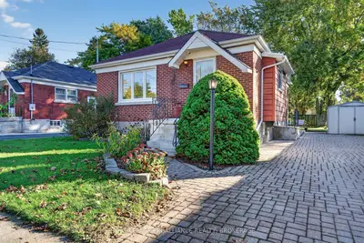 917 Victoria Street, Kingston, On K7k 4t9
