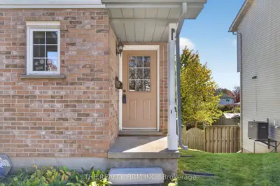 941 Thistledown Way, London North, On N6g 4z6