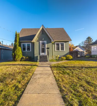 349 Algoma Street N, Thunder Bay, On P7a 5b4