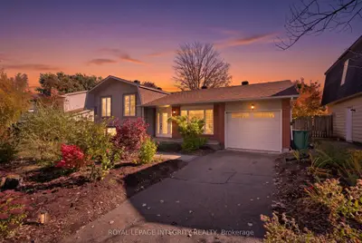 1020 Cahill Drive W, Hunt Club - Windsor Park Village And Area, On K1v 9h8