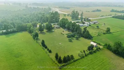 921 Robinson Road, Selwyn, On K0l 1t0