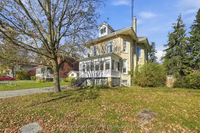 16 Francis Street, Kawartha Lakes, On K9v 3r6
