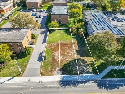 574 Ontario Street C, St. Catharines, On L2n 4n7