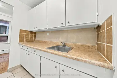 325a James Street S 309, Hamilton, On L8p 3b7