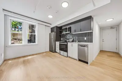 325 James Street S 308, Hamilton, On L8p 3b7
