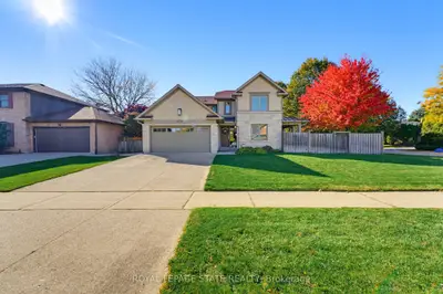212 Stadacona Avenue, Hamilton, On L9g 4k1
