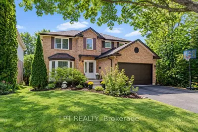 28 Bridlewood Drive E, Guelph, On N1g 4b2