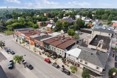 26 Elgin Street W, Arnprior, On K7s 1n3