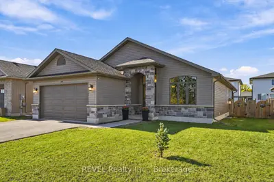 64 Sienna Avenue, Belleville, On K8p 0e5
