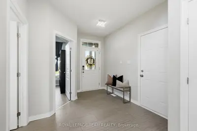 230 Dave Smith Crescent, Blossom Park - Airport And Area, On K4m 0b8