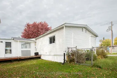 27 Cassell Lane, Rideau Lakes, On K7a 4s5