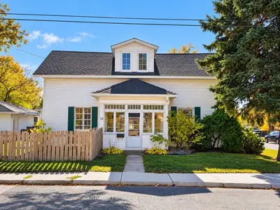 15 Strathcona Street, Smiths Falls, On K7a 1v7