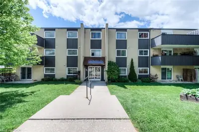 75 Hazelglen Drive 308, Kitchener, On N2m 2e2