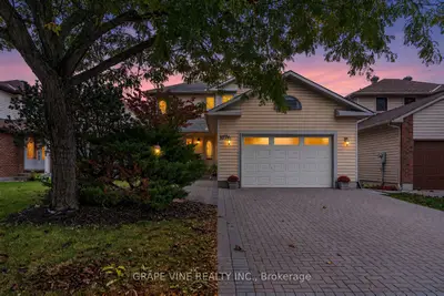 107 Tartan Drive, Barrhaven, On K2j 3v7