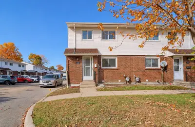 1045 Morrison Drive 109, Parkway Park - Queensway Terrace S And Area, On K2h 7l2