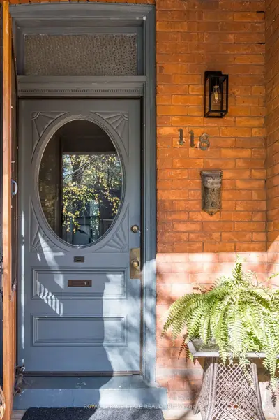 118 Markland Street, Hamilton, On L8p 2k1