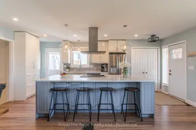 25 Hewson Drive, Port Hope, On L1a 4c8