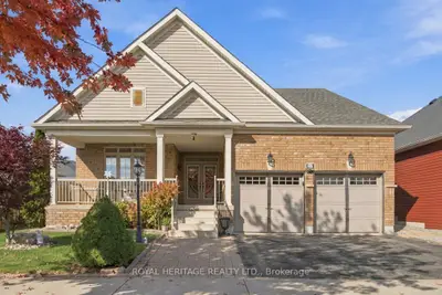 37 Grainger Crescent, Port Hope, On L1a 0b7