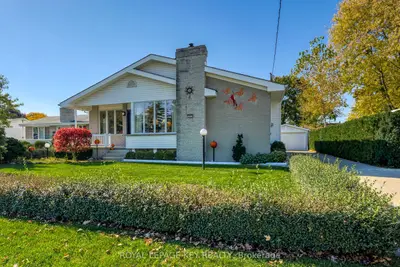 997 Hollands Avenue, Sarnia, On N7s 3c3