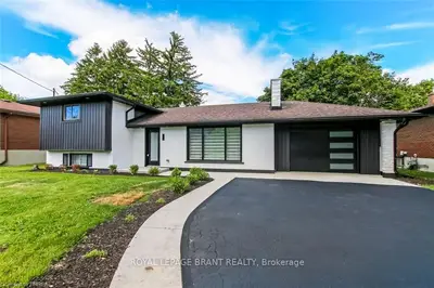 22 Kensington Avenue, Brantford, On N3r 3n7