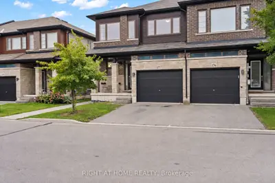 30 Times Square Boulevard 177, Hamilton, On L8j 0m1