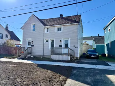 16-16a Seymour Avenue, Cornwall, On K6j 4l7